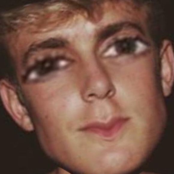 Meet your Posher, Chloe - Picture 1 of 1